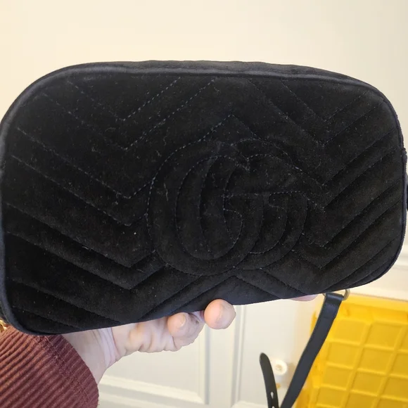 Gucci GG Marmont Velvet Camera Bag Star Crystal Embellished Black - Picture 9 of 16